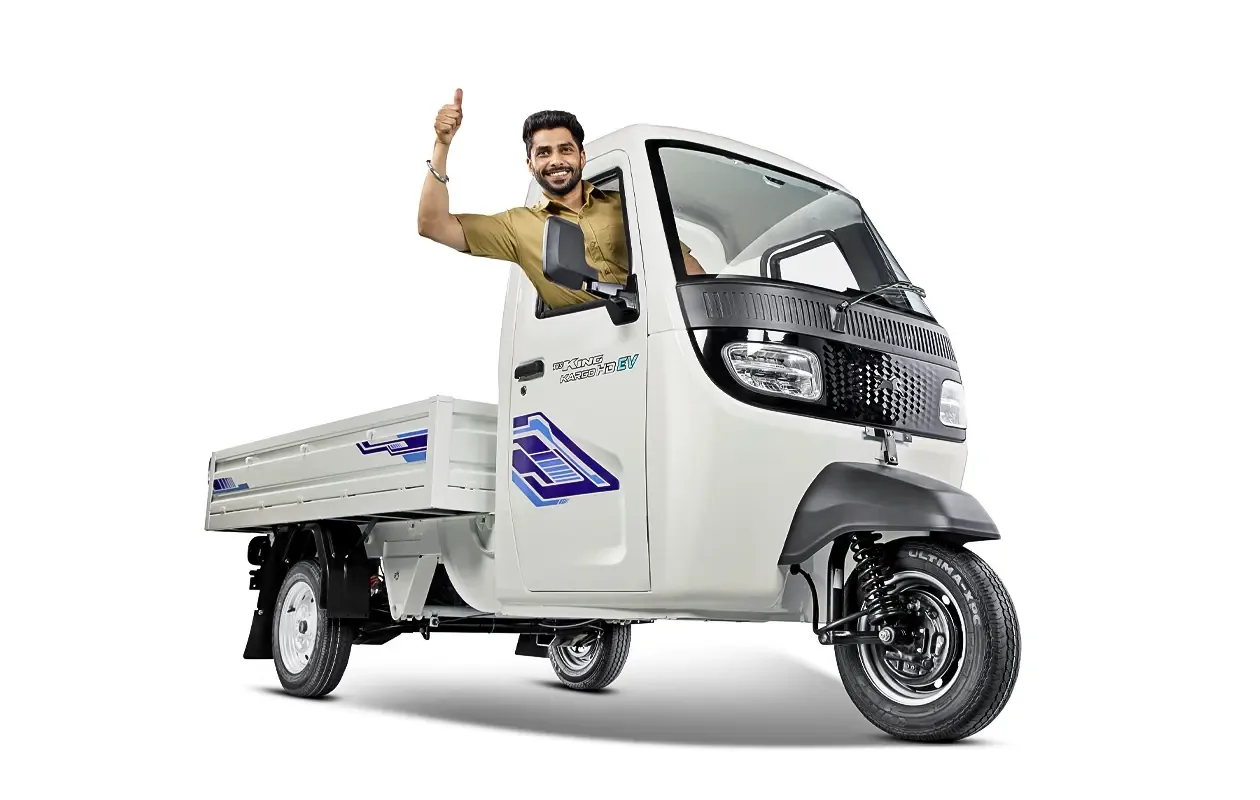TVS King Kargo HD EV cabin with fully rolling windows